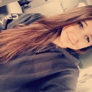 Meet your Posher, Katelynn